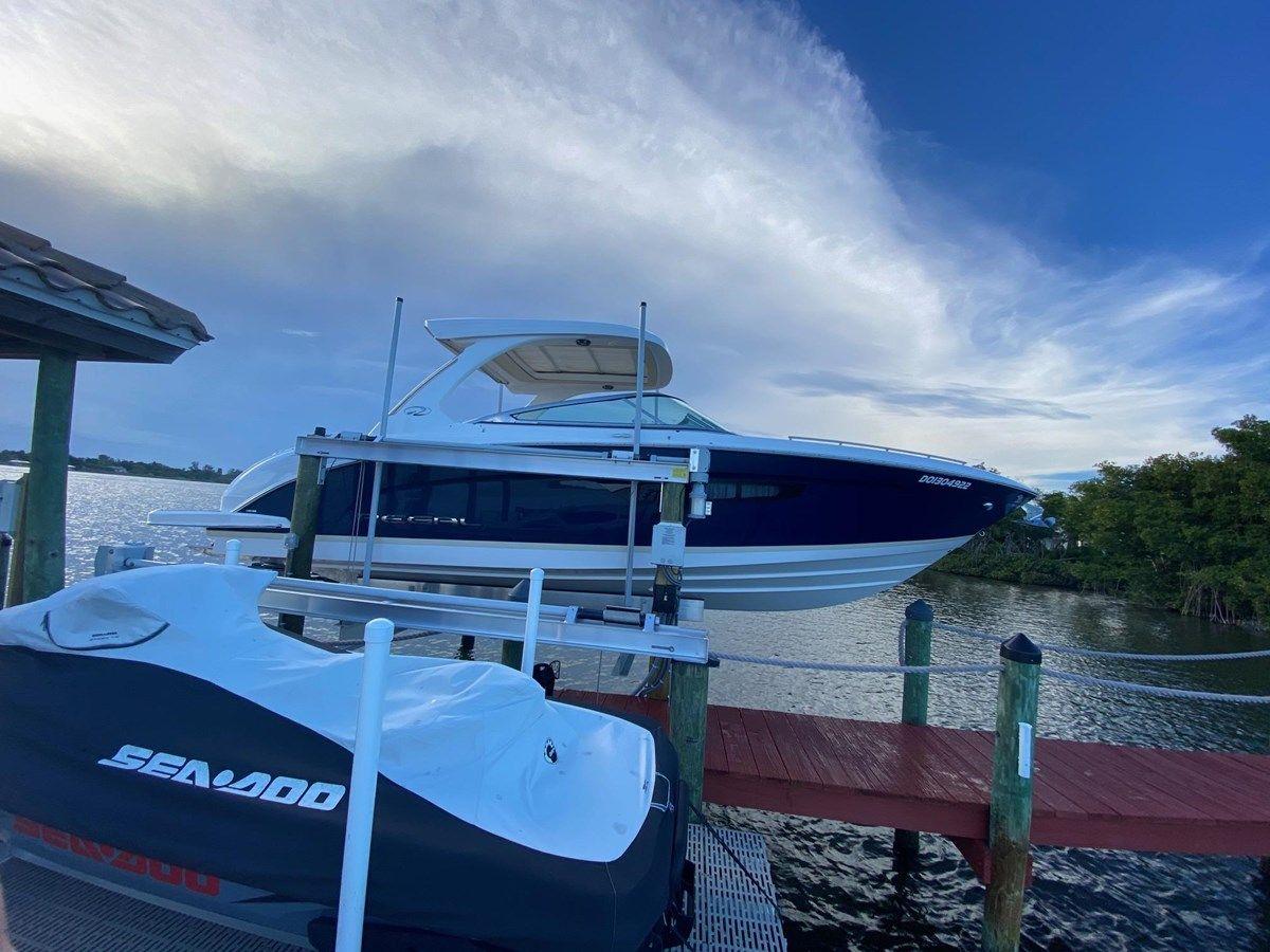 the best price on 2020 Regal 3300 34