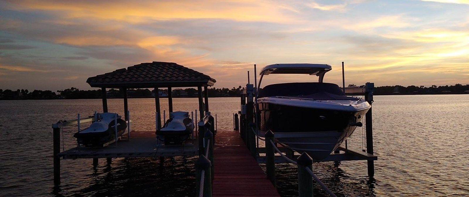 best yacht sales deals 2020 Regal 3300