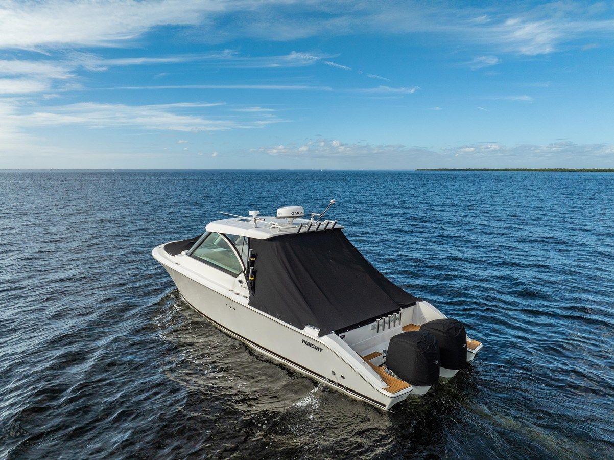 2019 Pursuit DC 325 Dual Console DC 325 price