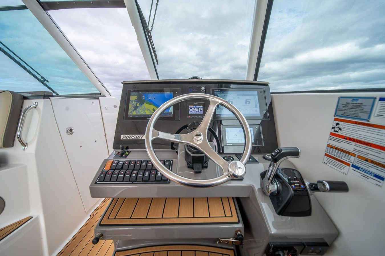 2019 Pursuit DC 325 Dual Console 34 price