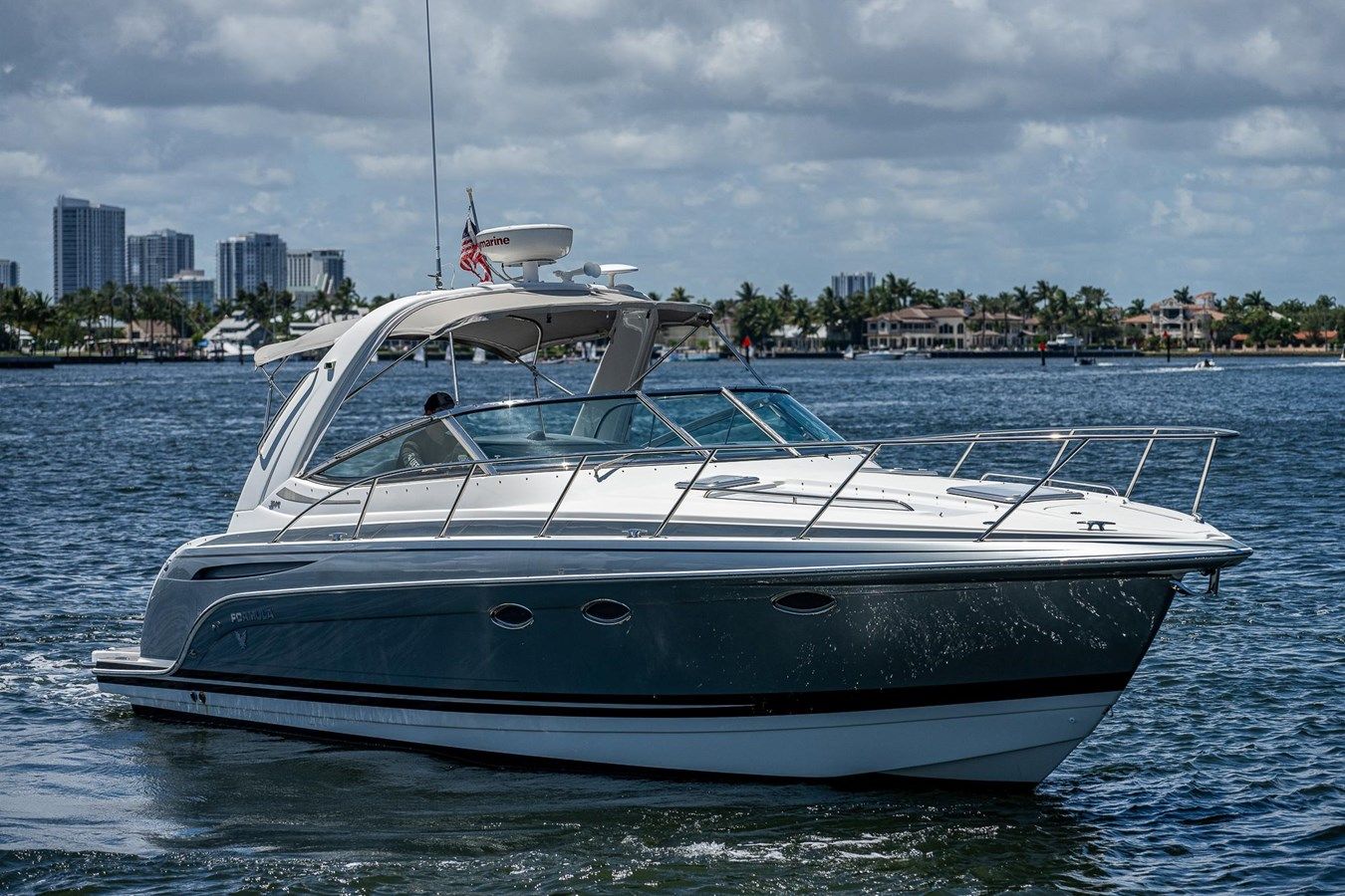 Купить 2018 31' Formula 31 Performance Cruiser 31 Performance Cruiser