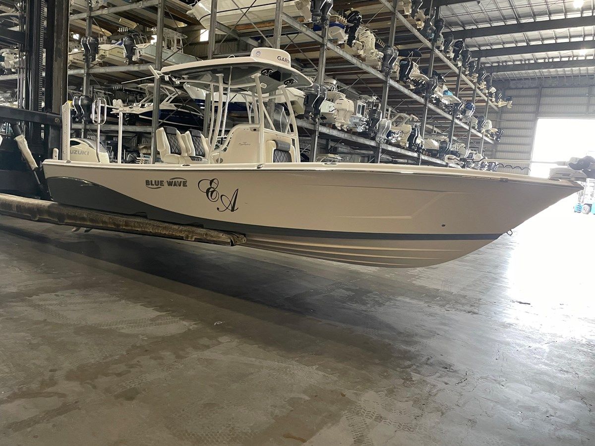 Стоимость яхты Just One More - BLUE WAVE