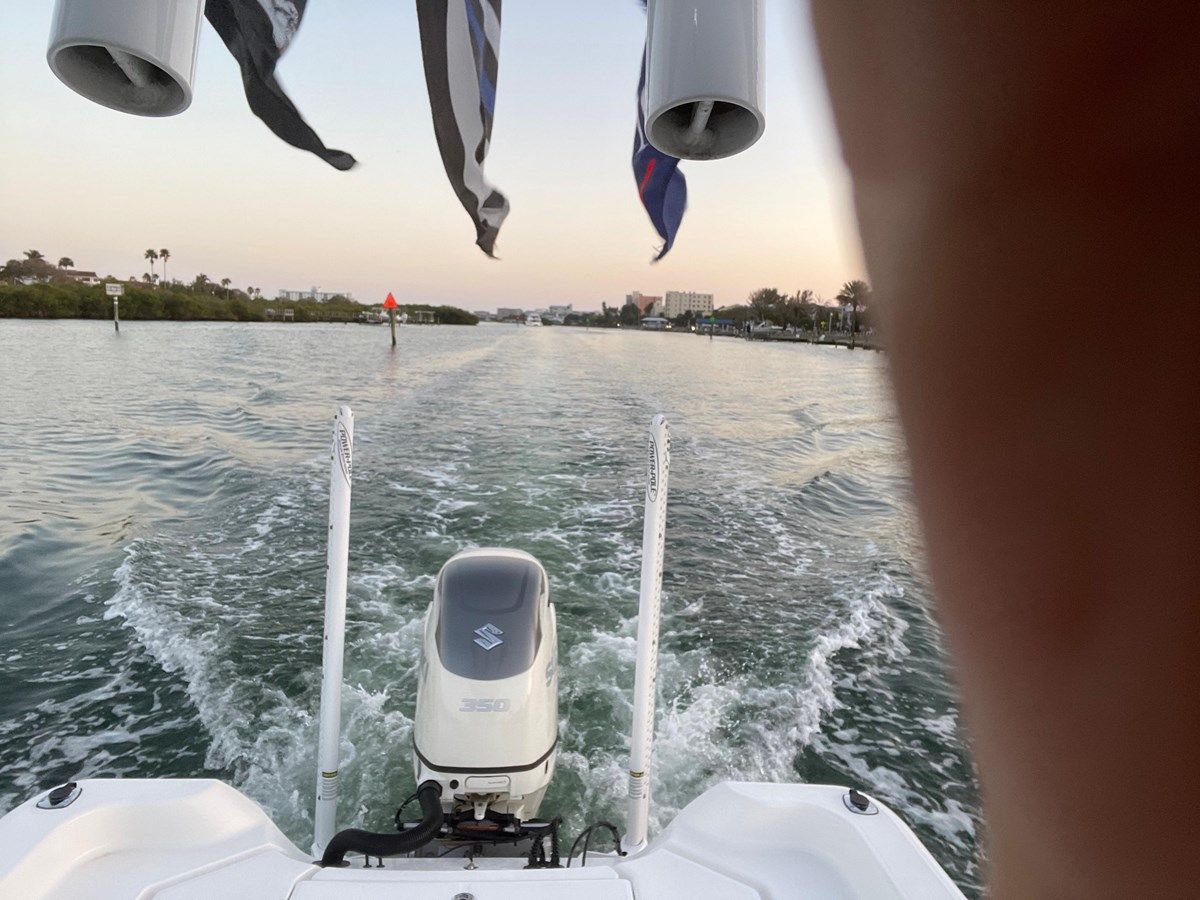 Купить Just One More Center Console Hybrid