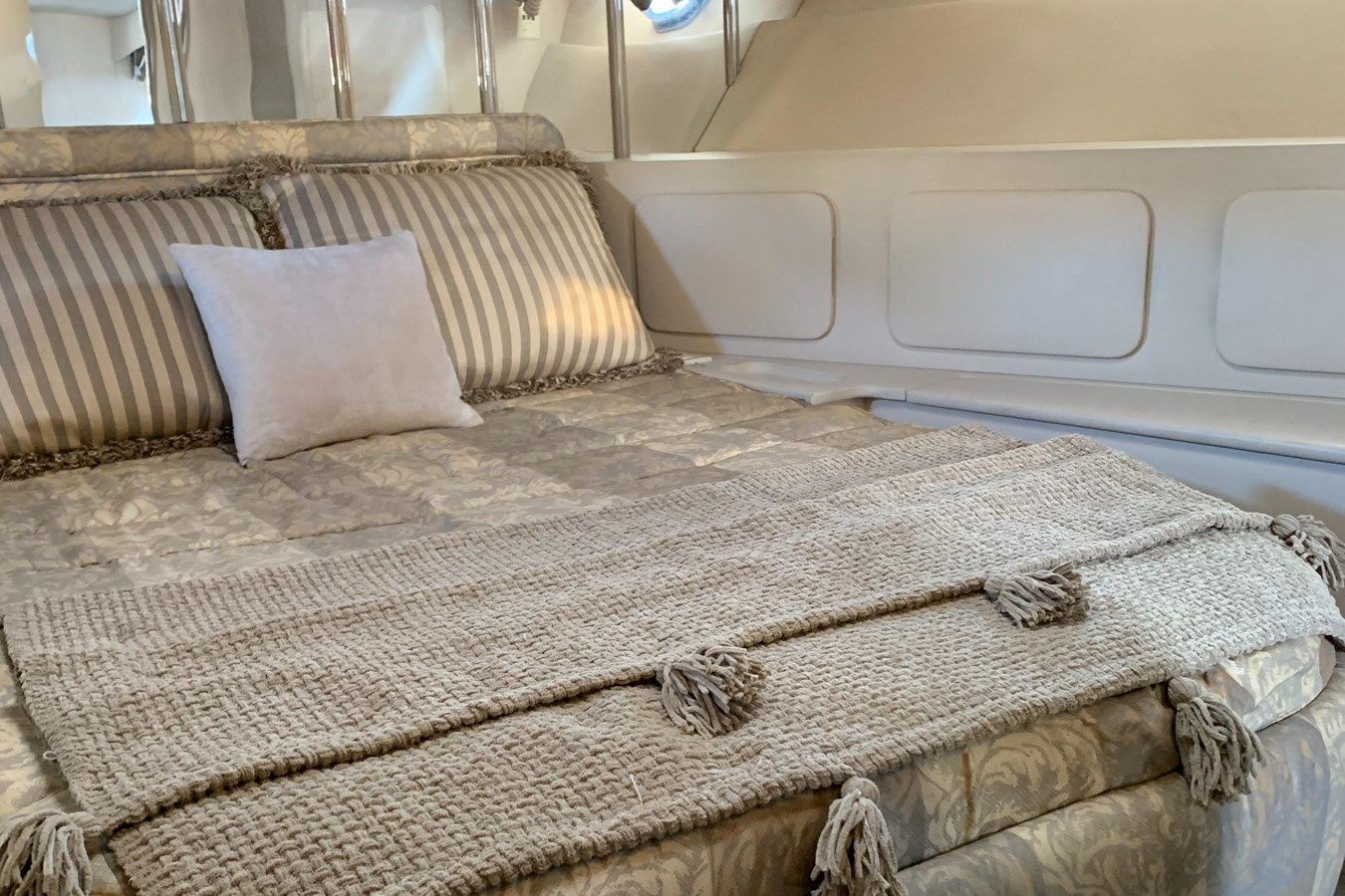 Лучшая цена на 1998 Magnum Magnum 50 Bestia - Magnum Marine