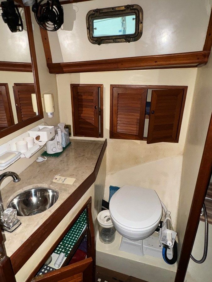Buy a MOMENTARY - CREALOCK at Shestakov Yacht Sales