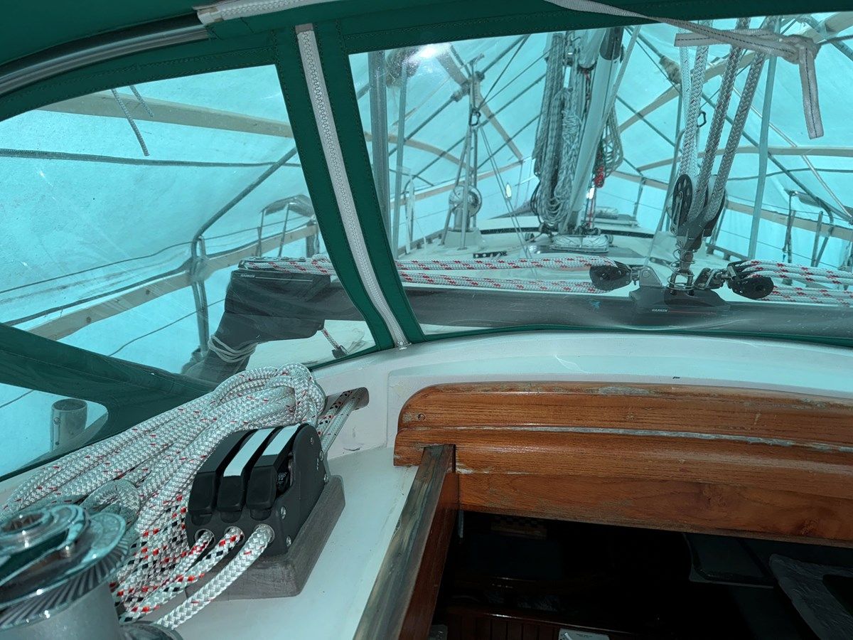 MOMENTARY 40 yacht sale