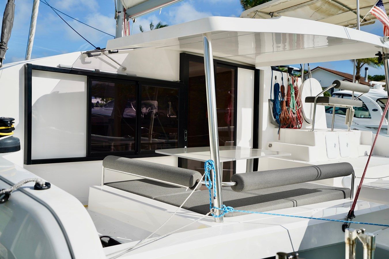 Kaya - NEEL Trimarans