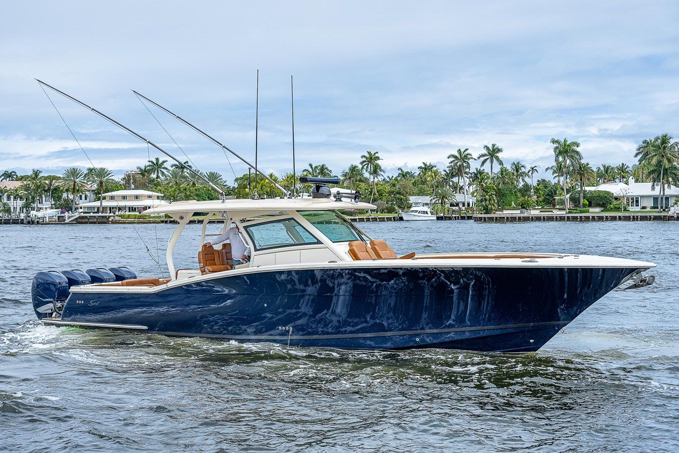 Купить яхту 2016 42' Scout 420 LXF - SCOUT BOATS в Shestakov Yacht Sales