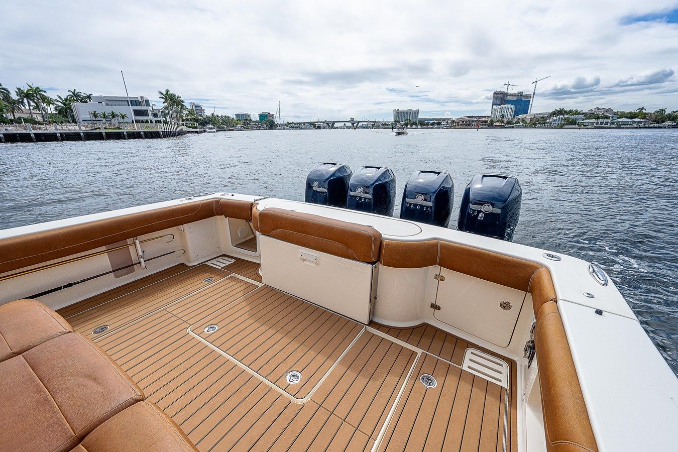 Купить яхту 2016 42' Scout 420 LXF 42 в Shestakov Yacht Sales