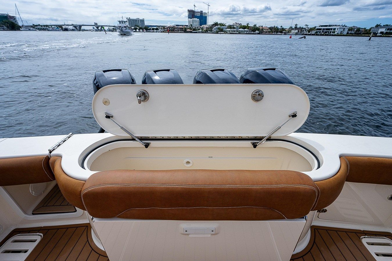 Купить яхту 2016 42' Scout 420 LXF - SCOUT BOATS в Shestakov Yacht Sales