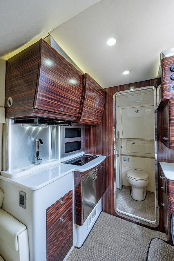 Купить 2016 42' Scout 420 LXF