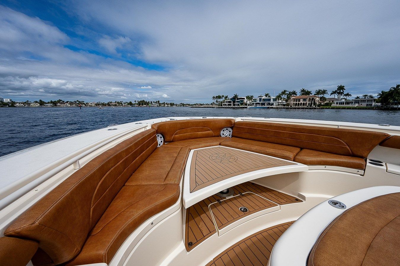 2016 42' Scout 420 LXF - SCOUT BOATS