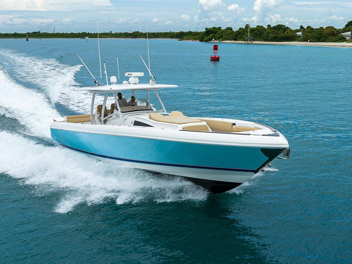 Buy a yacht 2015 47' Intrepid 475 Panacea - INTREPID POWERBOATS INC.