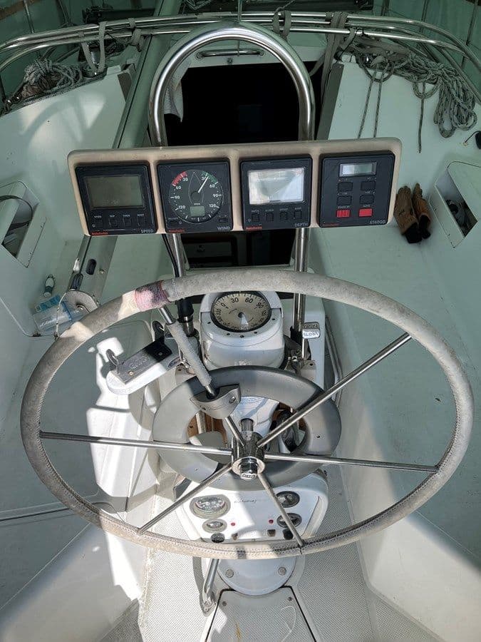 Купить Purple Shamrock - Catalina Yachts