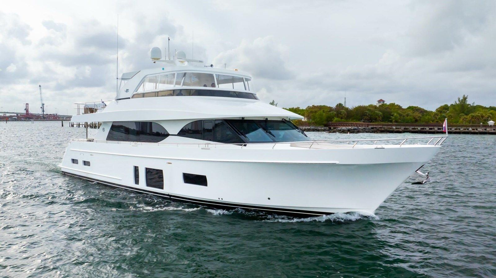 Buy a Crumdale - Ocean Alexander at Shestakov Yacht Sales