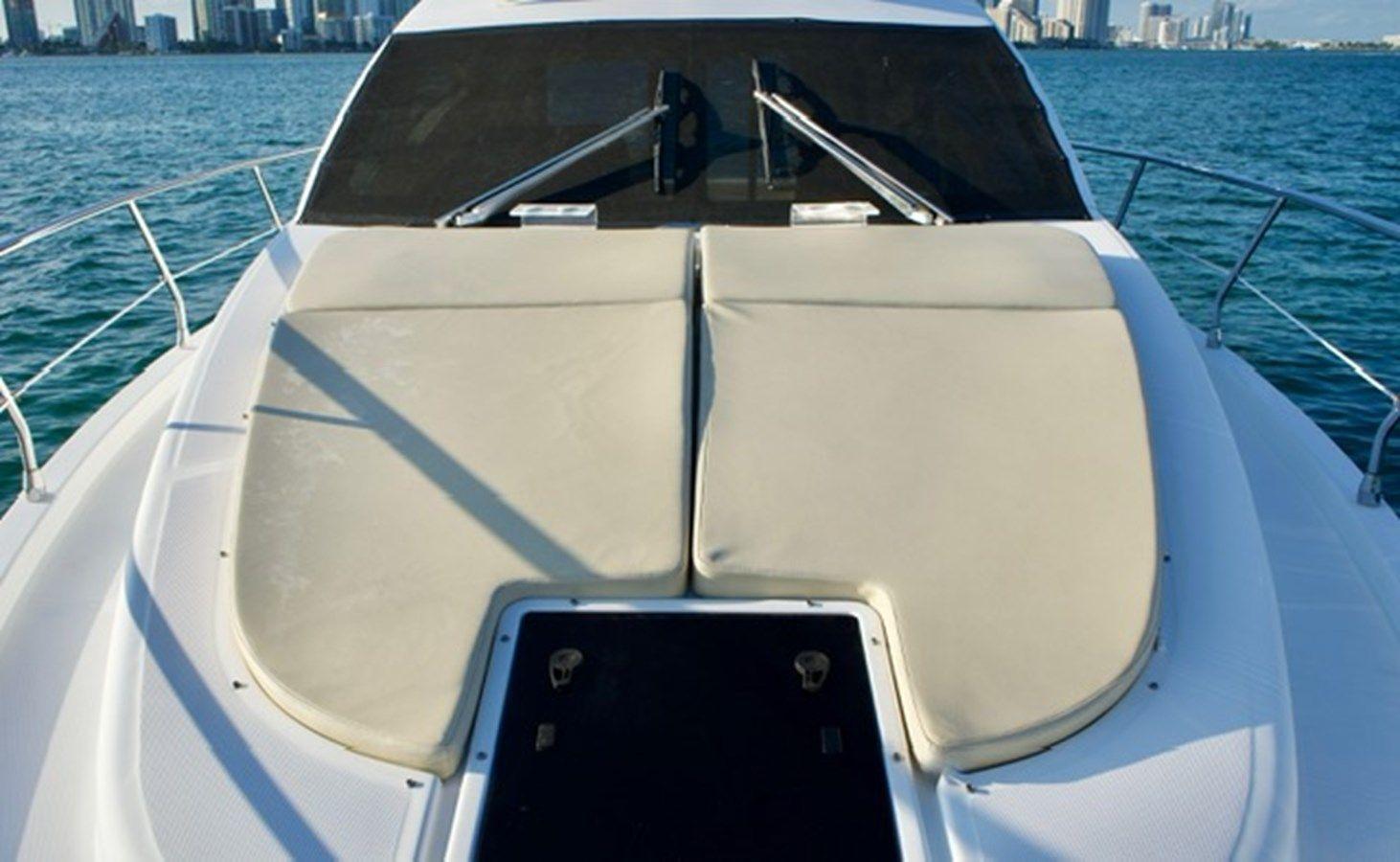 best yacht sales deals 42 Fly - Azimut Yachts