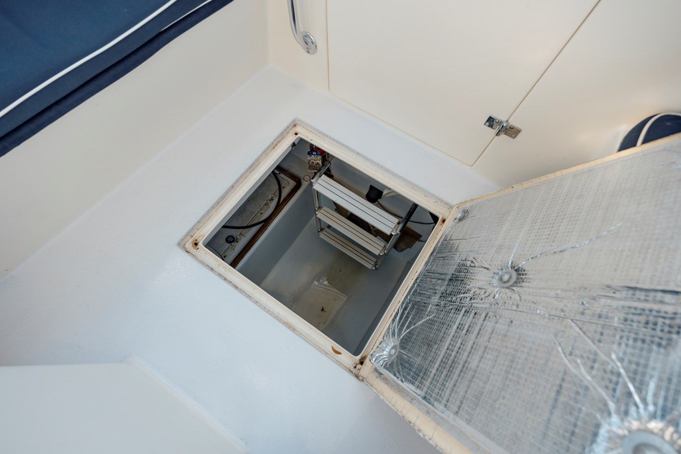 Buy a Queso 1994 at Shestakov Yacht Sales