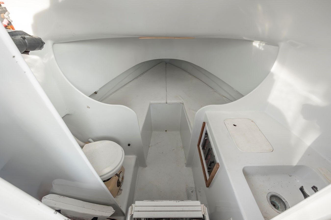 Buy a yacht Queso - L&H