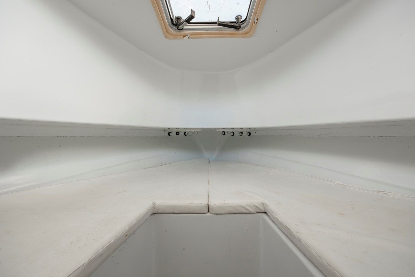 best yacht sales deals Queso - L&H