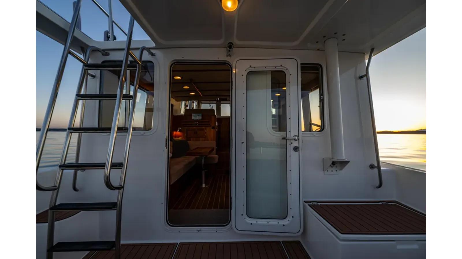 the best price on 2005 Nordic Tug 37 - Nordic Tugs