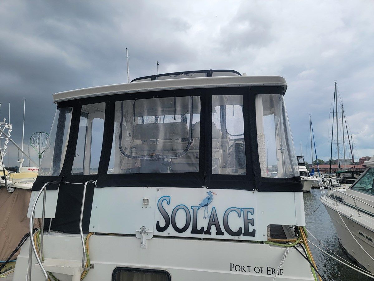 Buy a yacht Solace - Carver Yachts