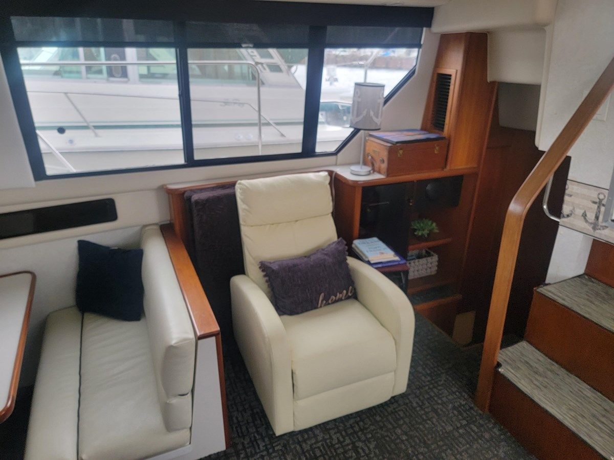 best yacht sales deals Solace - Carver Yachts