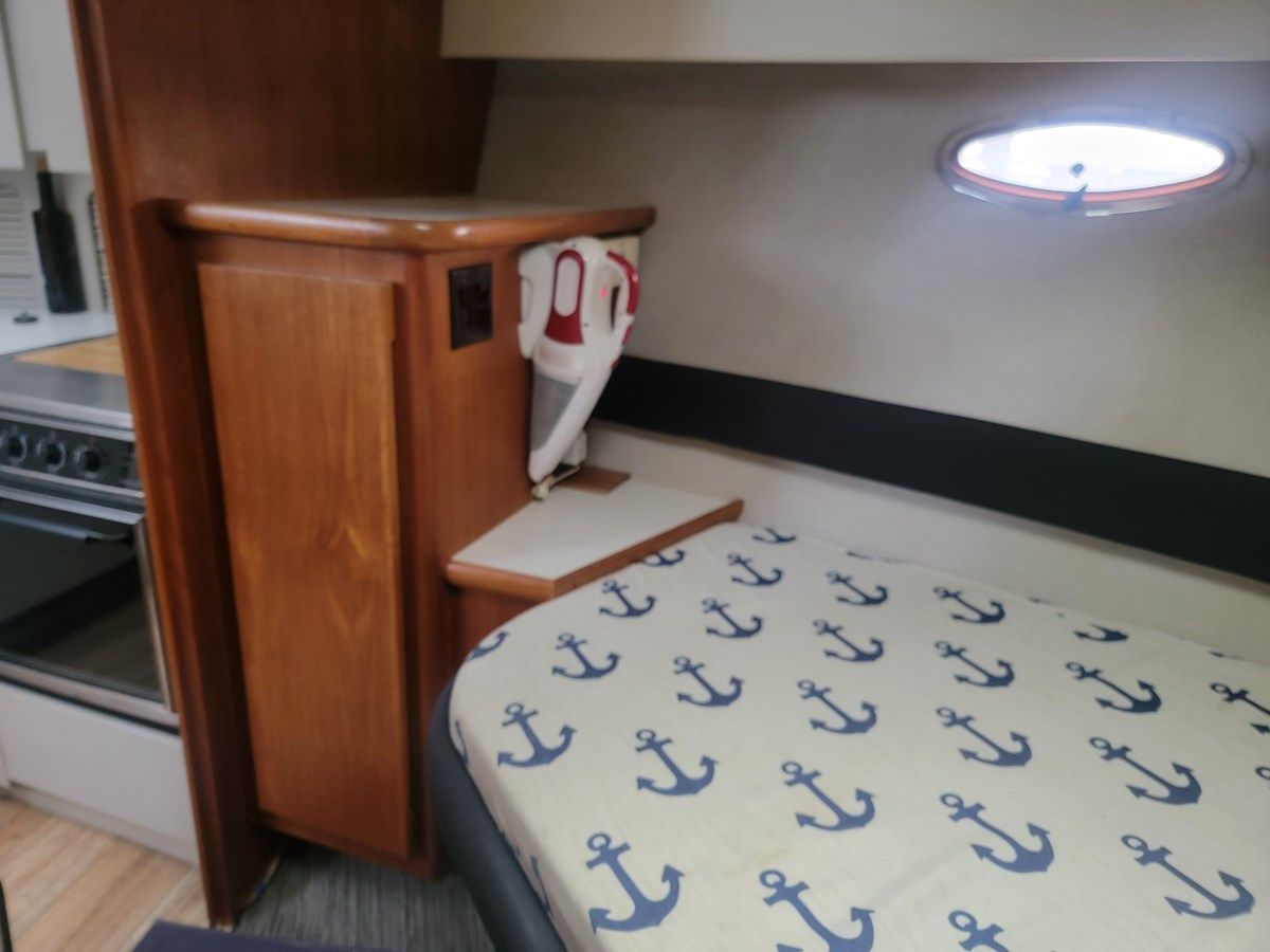 Buy a Solace 1991 at Shestakov Yacht Sales