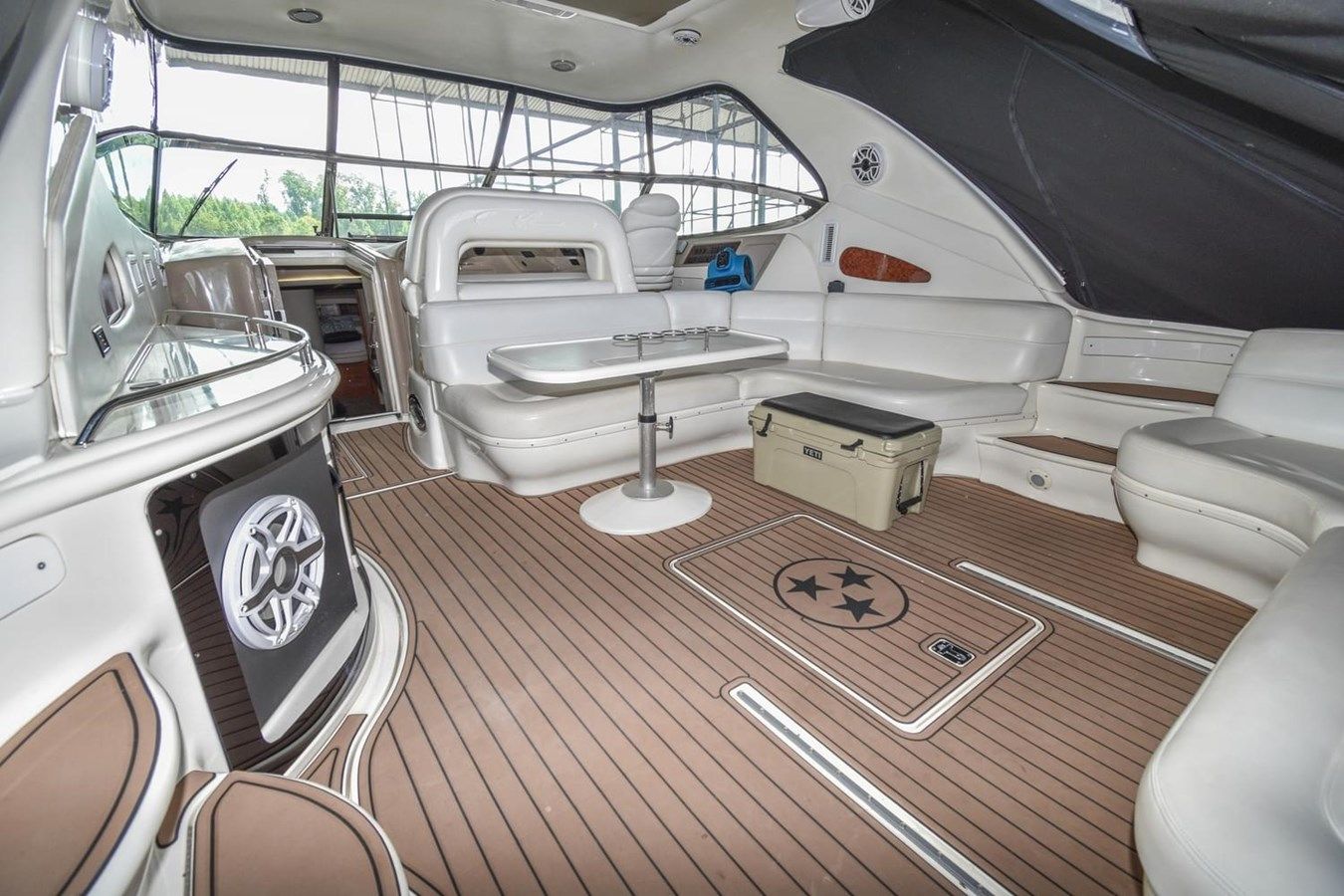 best yacht sales deals 2000 Sea Ray 540 Sundancer 54