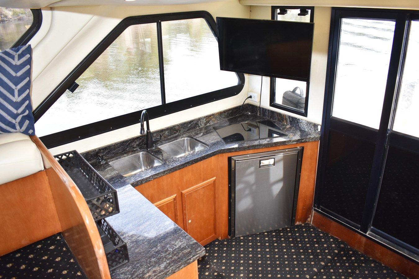 best yacht sales deals 2001 Motor Yacht Sports Cat 44 2001