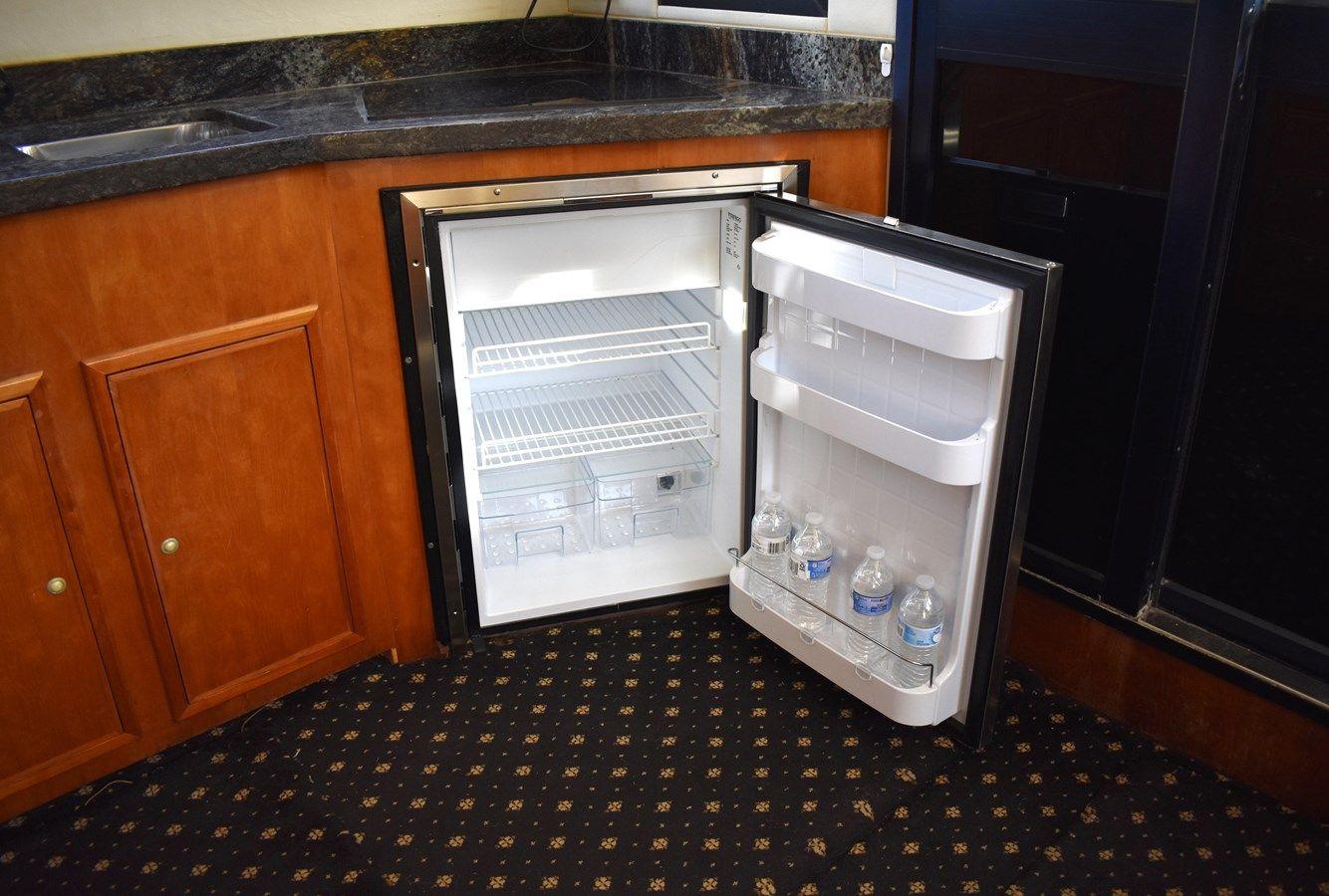 the best price on 2001 Motor Yacht Sports Cat 44 44