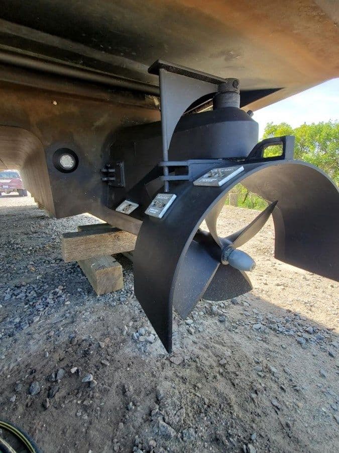 Buy a yacht 2001 Motor Yacht Sports Cat 44 44