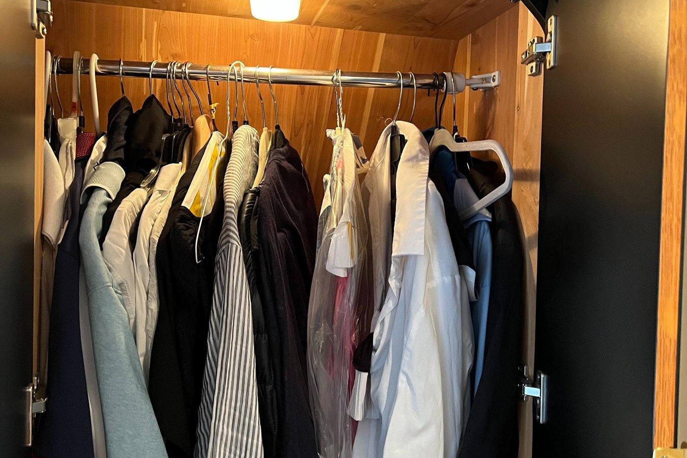 Buy a 2001 Sea Ray 460 SUndancer 460 Sundancer at Shestakov Yacht Sales