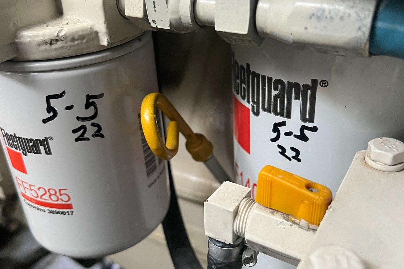 Buy a 2001 Sea Ray 460 SUndancer - SEA RAY at Shestakov Yacht Sales