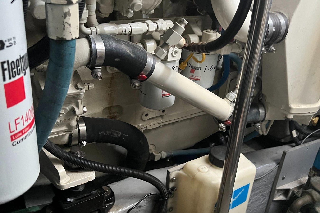 2001 Sea Ray 460 SUndancer 51 yacht sale