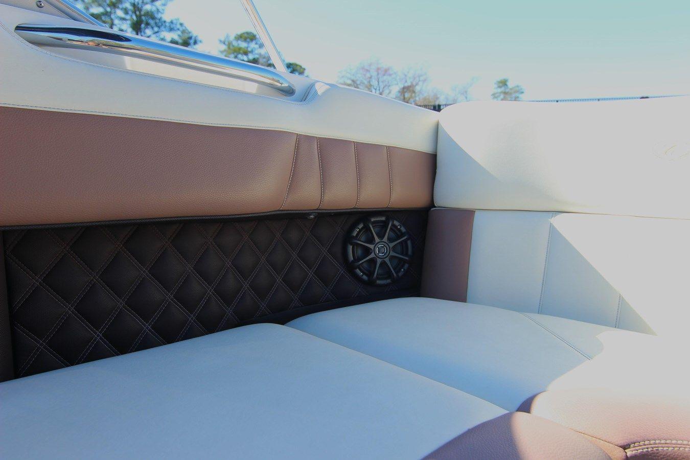 Купить яхту 2013 Cobalt 296 30 в Shestakov Yacht Sales