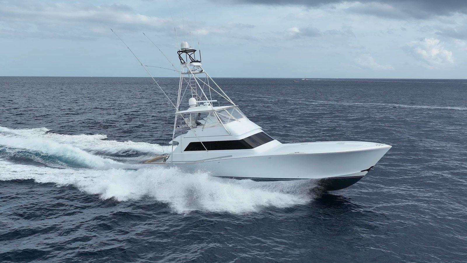 Buy a yacht Chasin' Tail