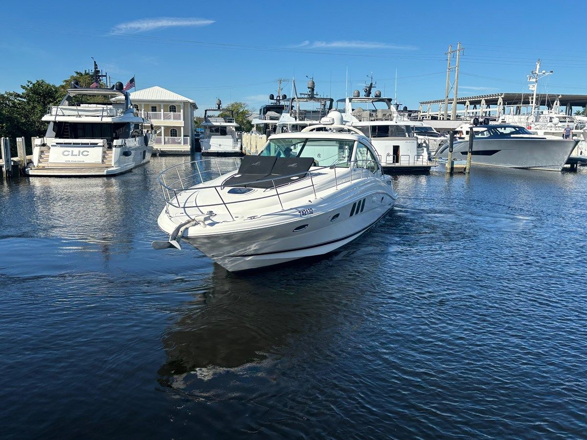 best yacht sales deals Chivi 48 Sundancer