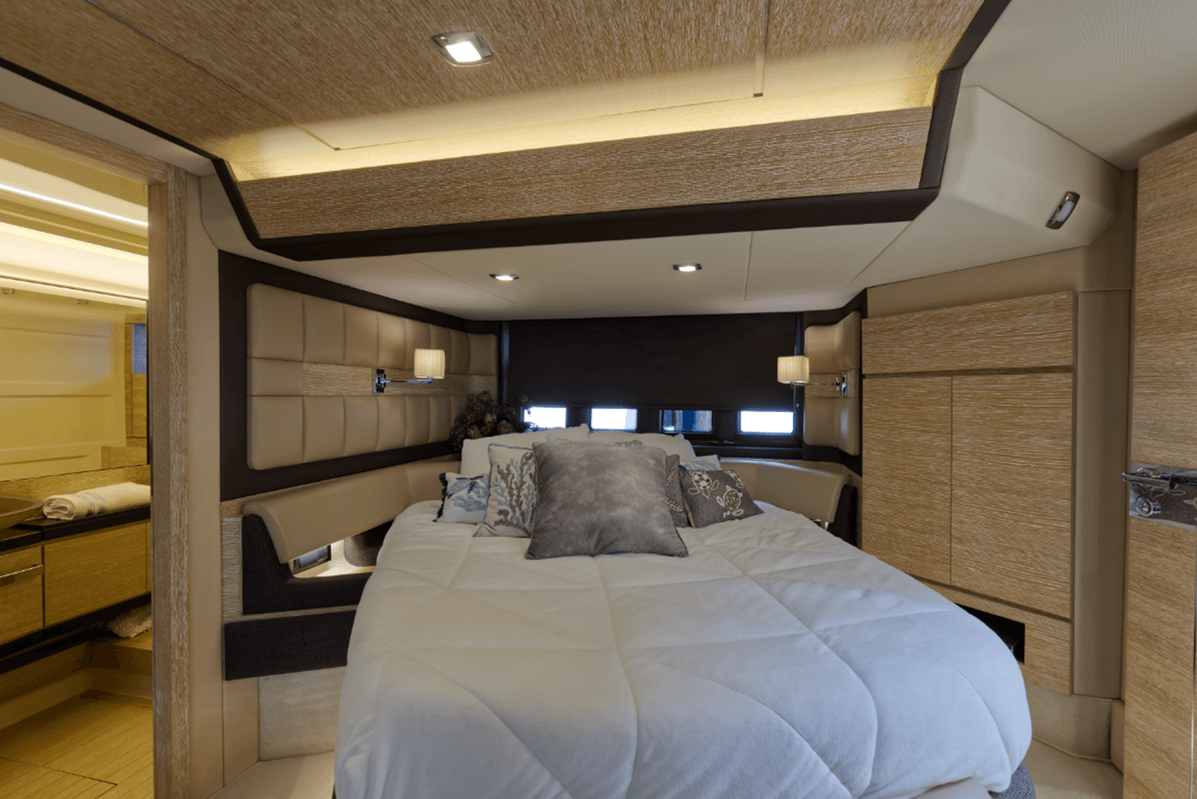 Buy a Neena - Azimut Yachts at Shestakov Yacht Sales