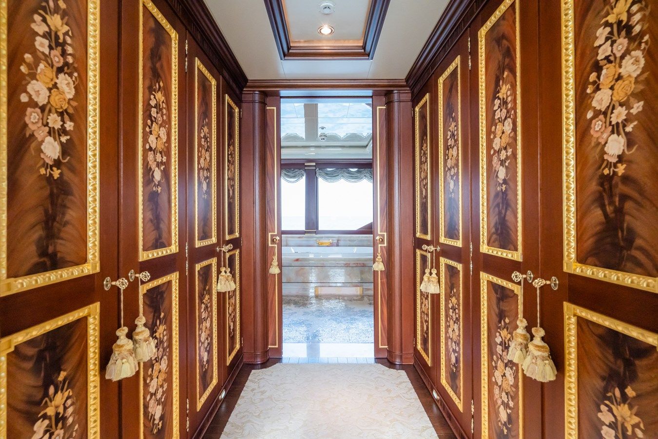 Лучшая цена на AQUAMARINA 2007