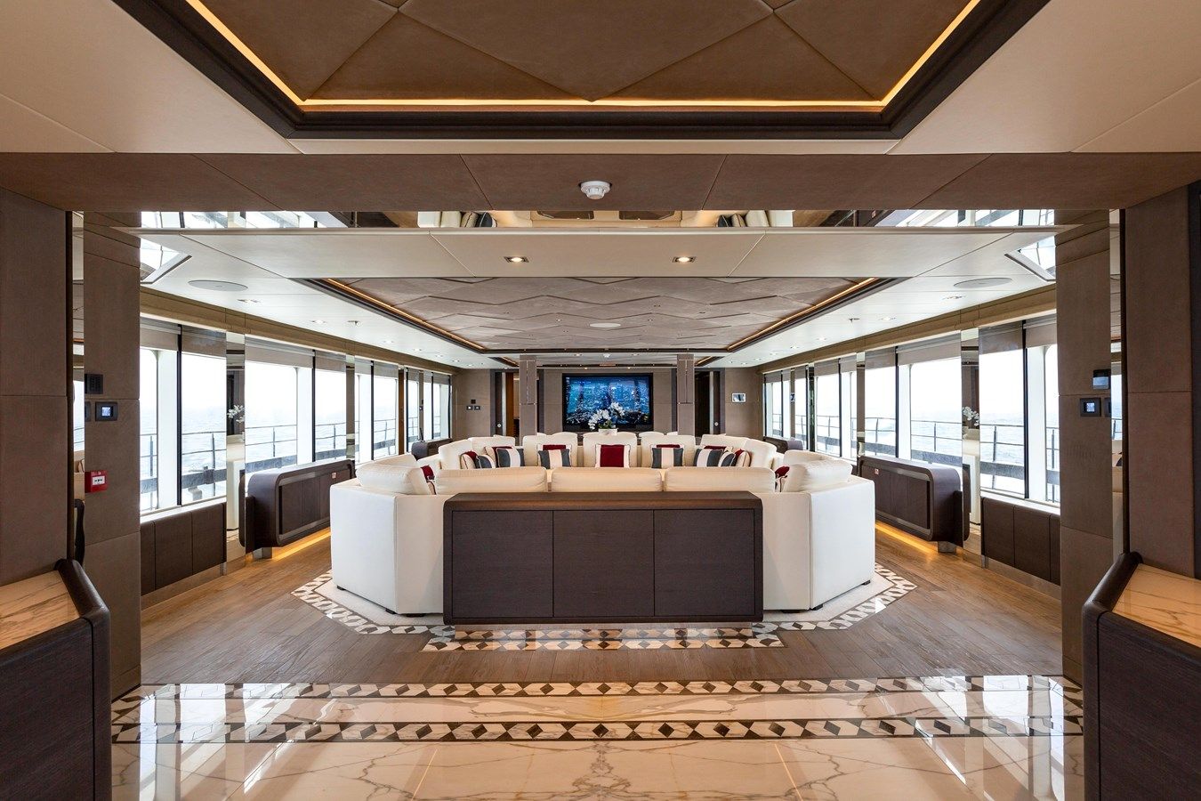 best yacht sales deals MAJESTY 175 178