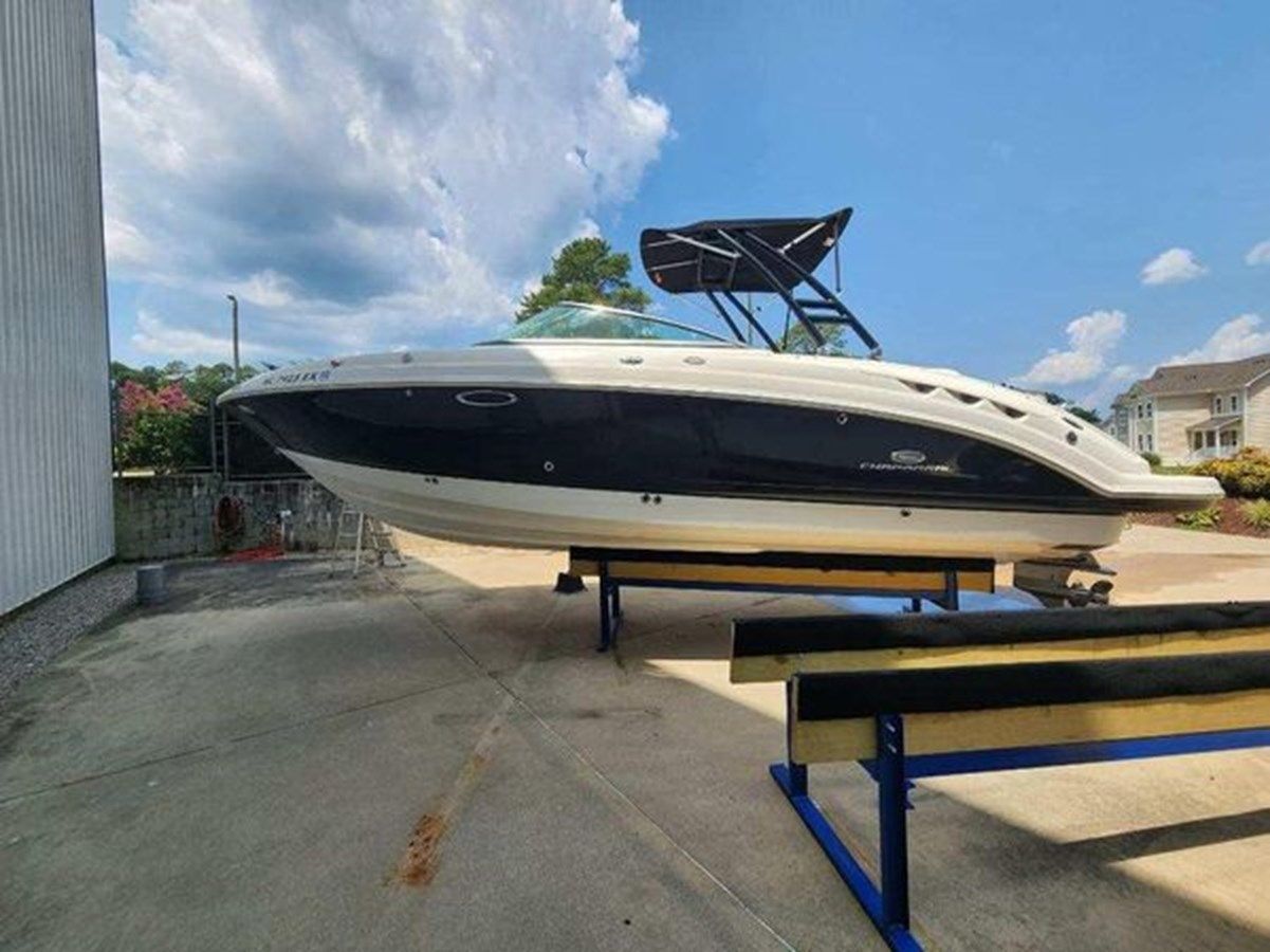 Buy a 2006 Chaparral 276 SSi 276 SSi at Shestakov Yacht Sales