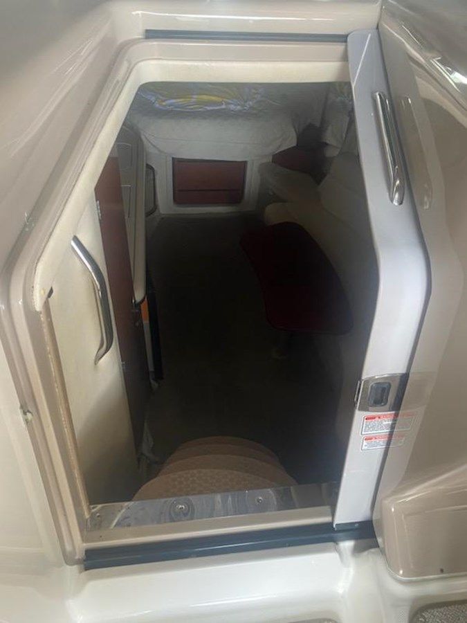 2005 Sea Ray 340 Sundancer yacht sale