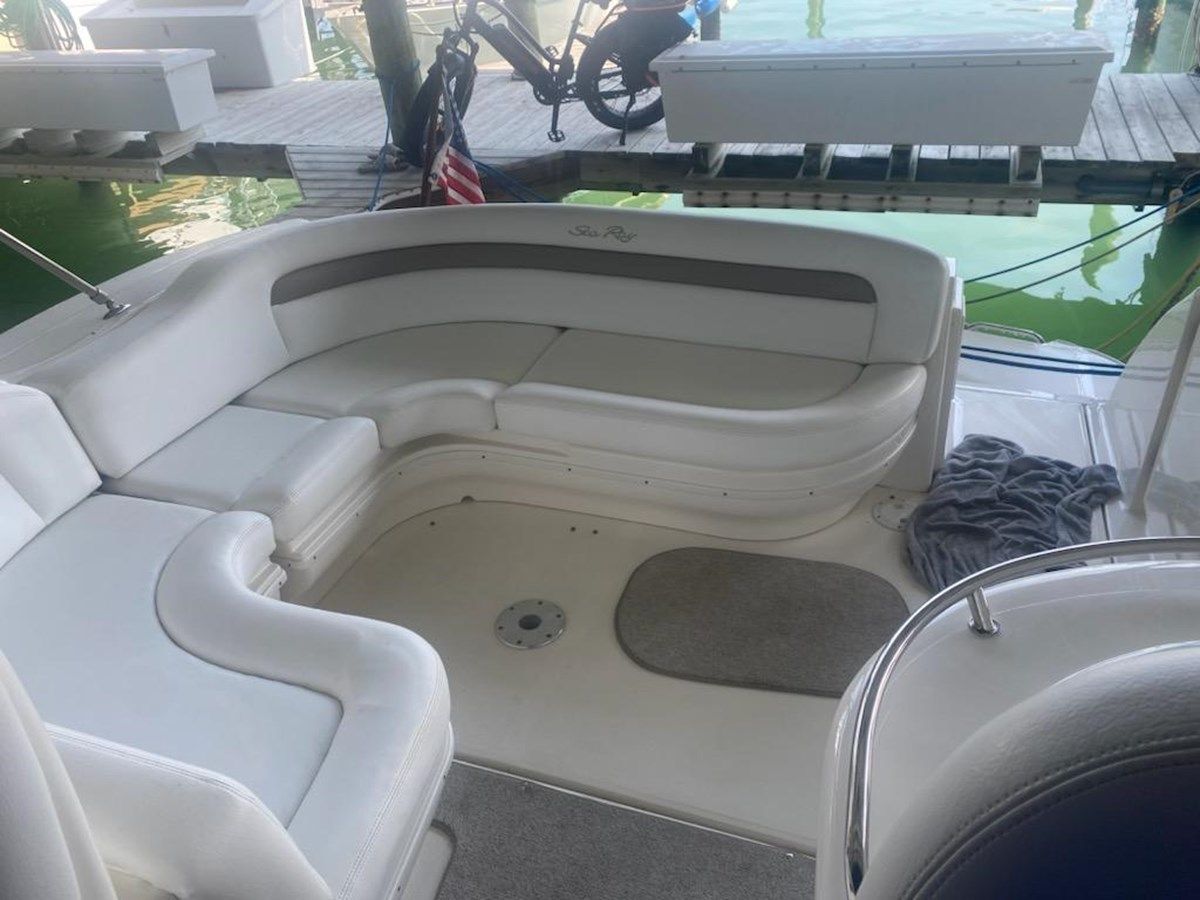 2005 Sea Ray 340 Sundancer 37