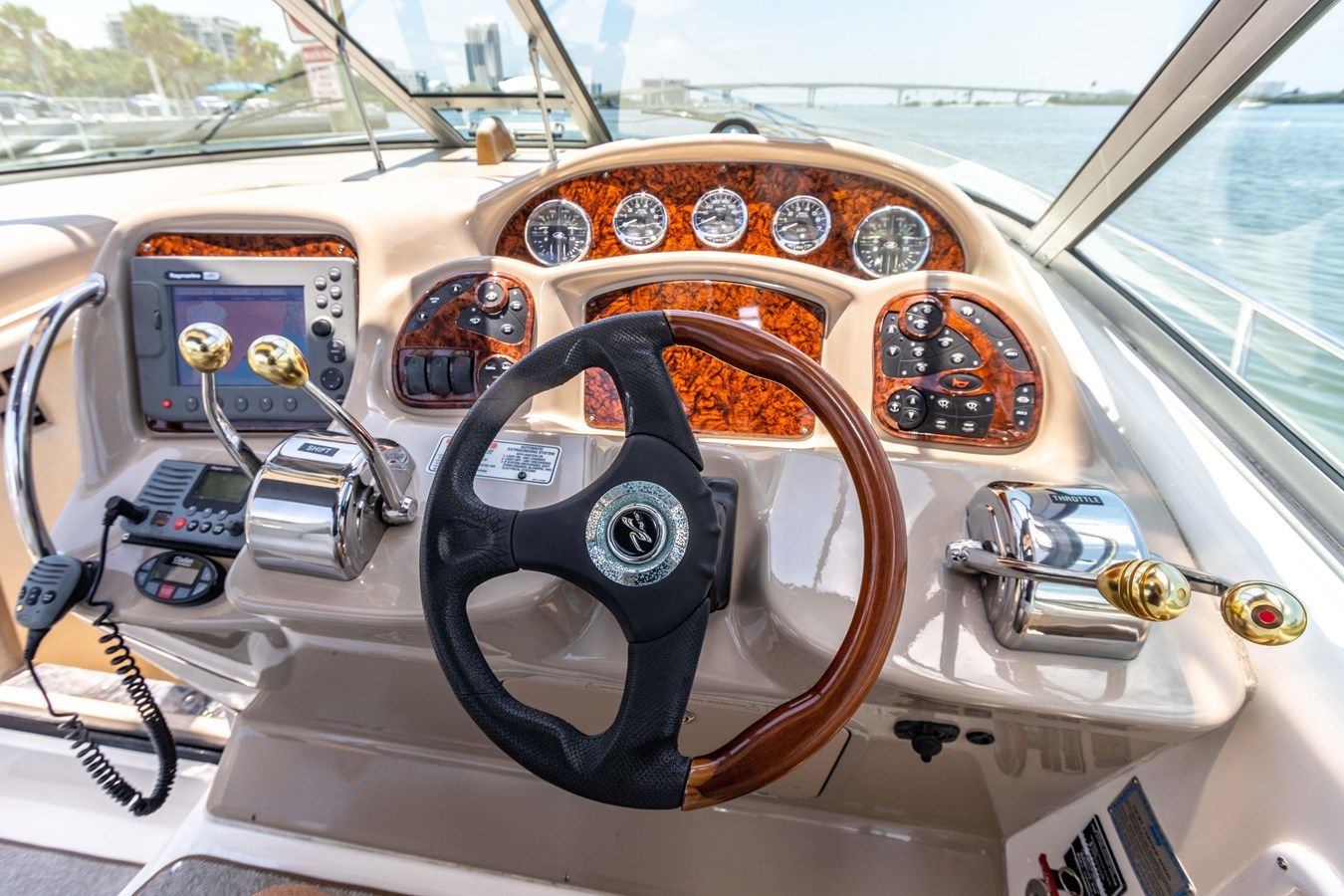 the best price on 2005 Sea Ray 340 Sundancer - SEA RAY