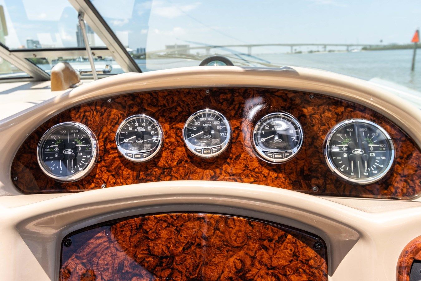 the best price on 2005 Sea Ray 340 Sundancer 340 Sundancer