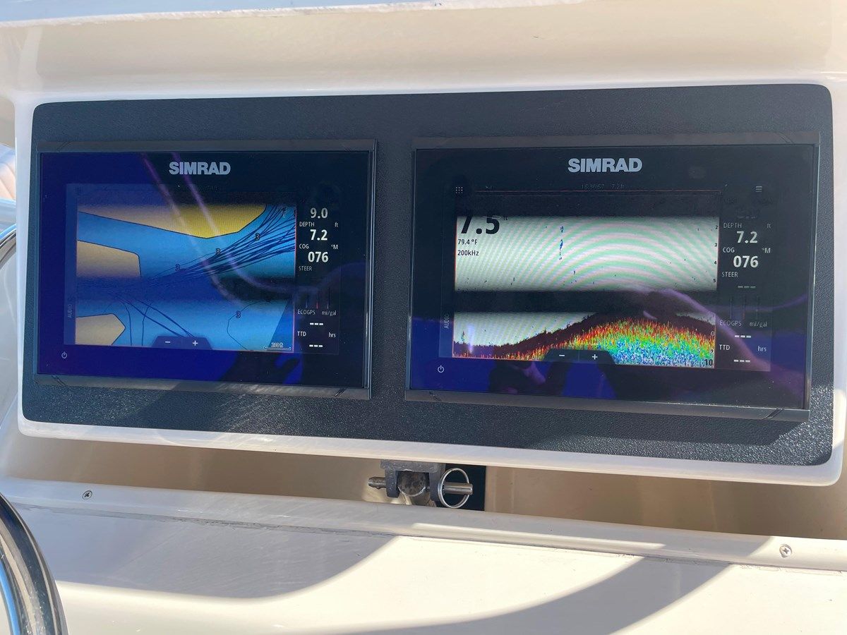 the best price on 2003 Grady-White Center Console Chase 273 27