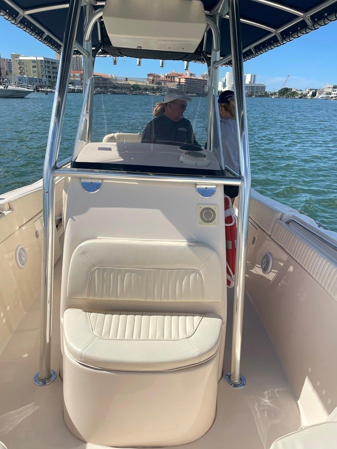 Buy a 2003 Grady-White Center Console Chase 273 2003 at Shestakov Yacht Sales