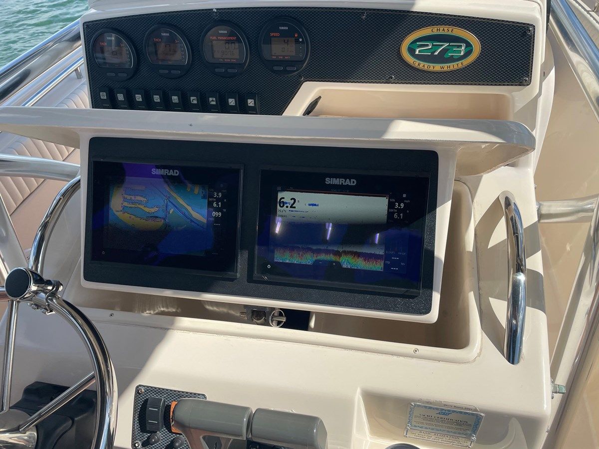 2003 Grady-White Center Console Chase 273 - GRADY-WHITE