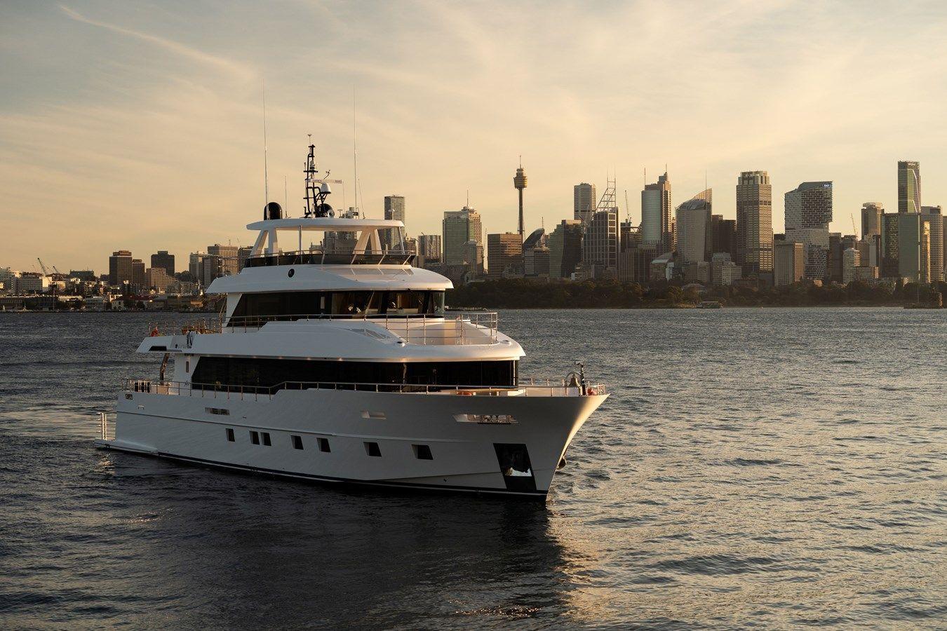 #5 NOMAD 101 - NOMAD yacht sale