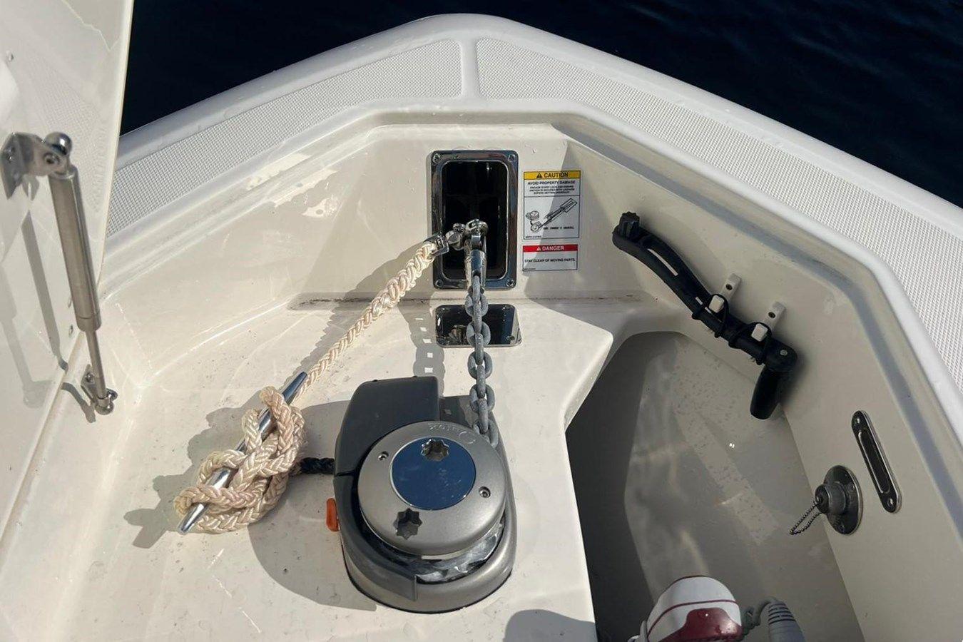 Лучшие предложения покупки яхты Boston Whaler 330